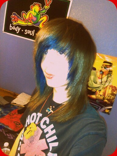 welcome to my websites i am 54 % emo  I'm a song writer and trying to be a youtuber like danisnotonfire and amazingPhil and message me when ever
