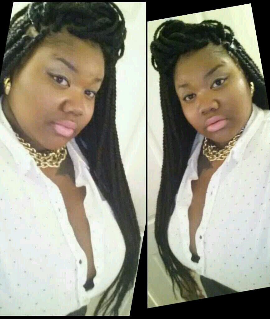 22 YEARS OLD. #PROUD MOTHER OF ONE--#TEAM BREEZE!. LICENSED CERTIFIED COSMETOLOGIST. IF YOU DONT BRING NOTHING TO THE TABLE,YOUR ASS WONT EAT!