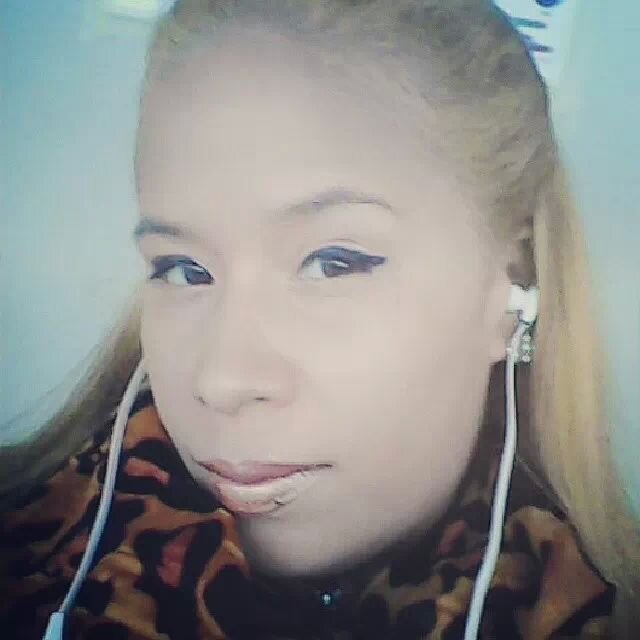 athenajaz's profile picture. 