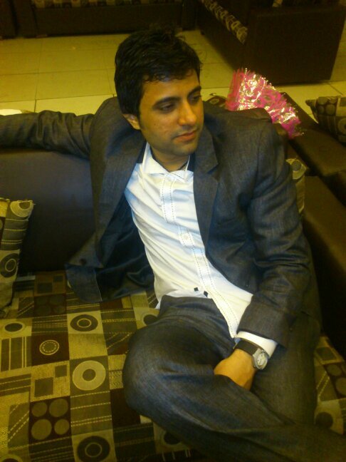 wat u wnt 2 knw abut me...???. jst ask me i m hre