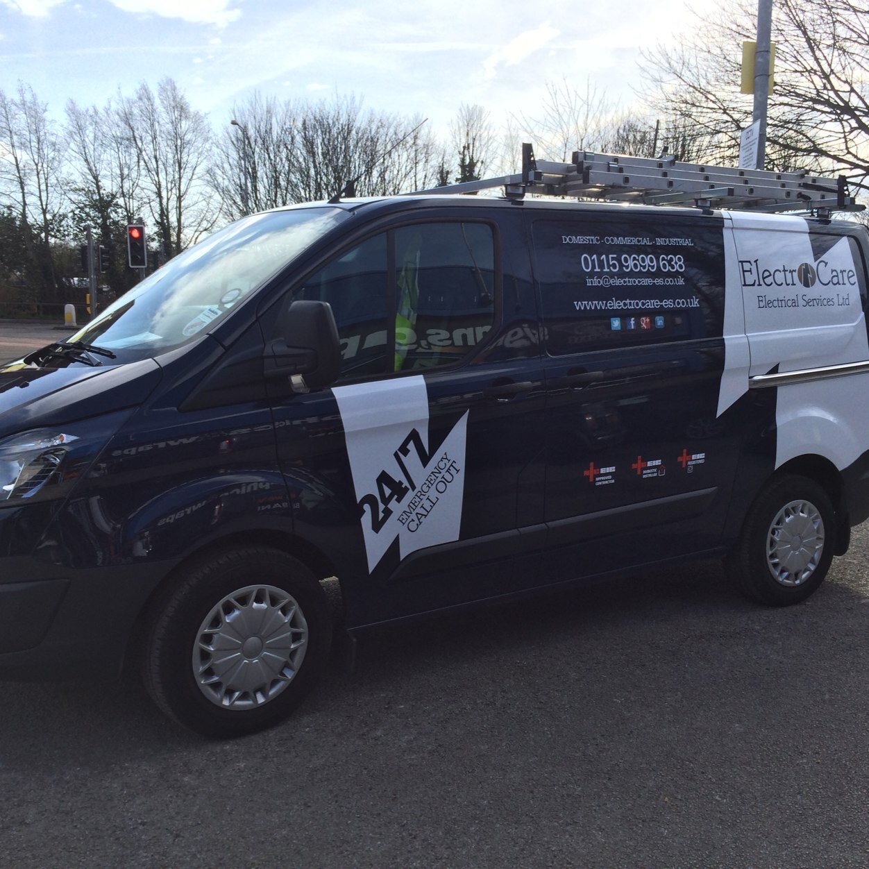 Nottingham based electrical contractors, covering the East Midlands. Call now for a competitive quote or a free site vist. T: 01159699638 M: 07989115521