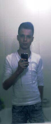 _FuckingMe_'s profile picture. 15 jaar // Heesch // Hooghuis Zuid // 3KET //