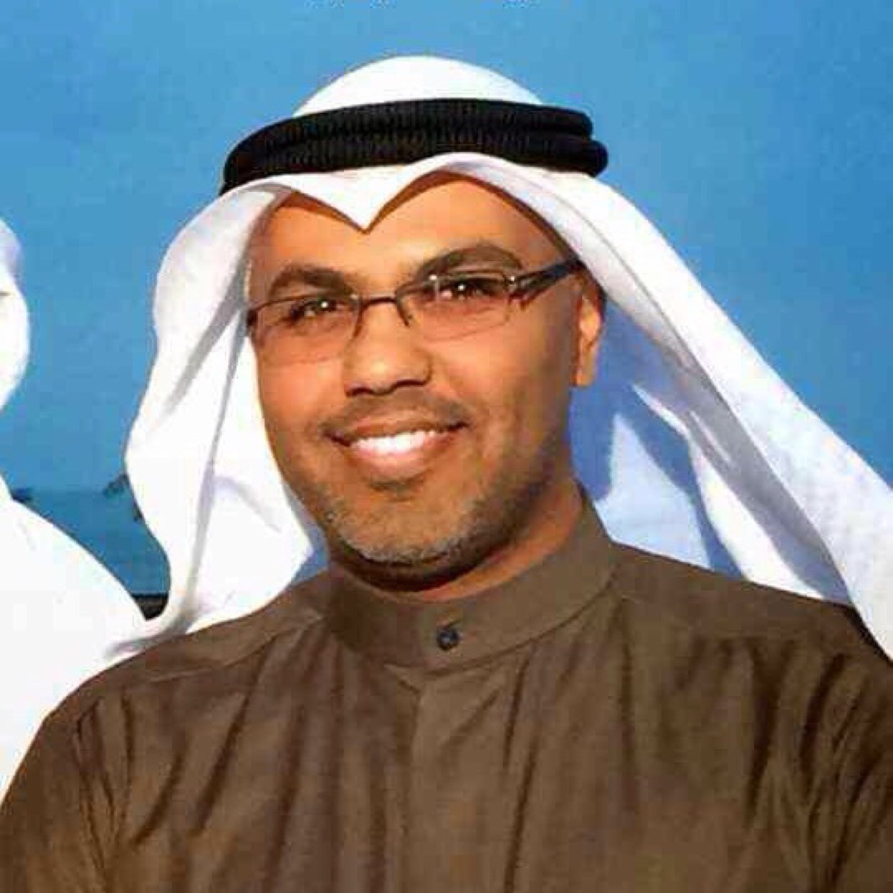 ممارس مختبر طبي.معيد سابق في كلية العلوم الصحيه. مدرب شخصي. محاضر في علم التحفيز. ممارس في علم البرمجه اللغويه العصبيه مدرب معتمد بالتنميه البشريه