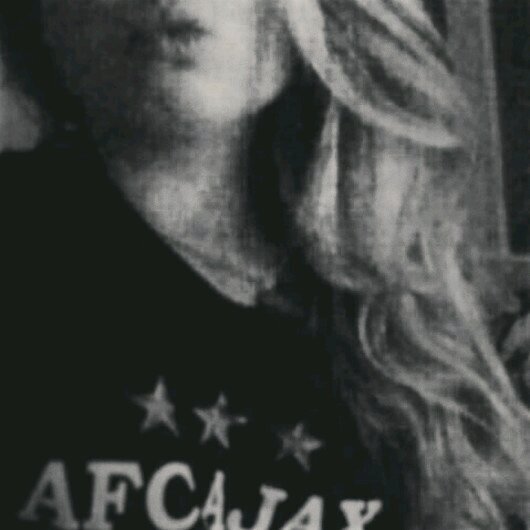 LittleeBlondiix's profile picture. 