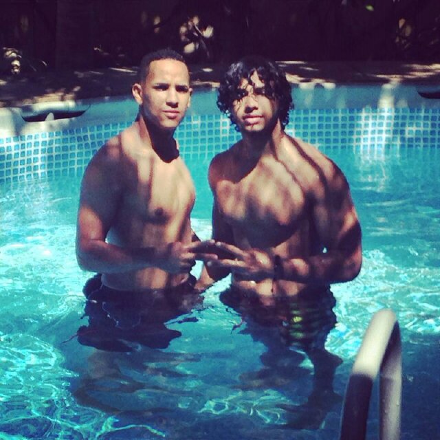 LaPelicula_13's profile picture. Empresario joven,con la capacidad de Vender el mundo..Dios es la Guia.. Pin:28D94680