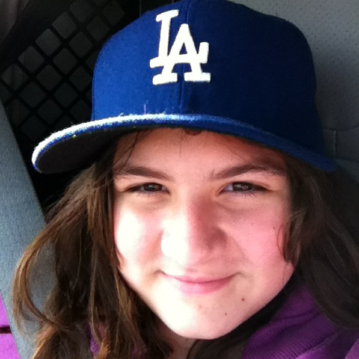:) love my friends family and louis tomlinson and harry styles