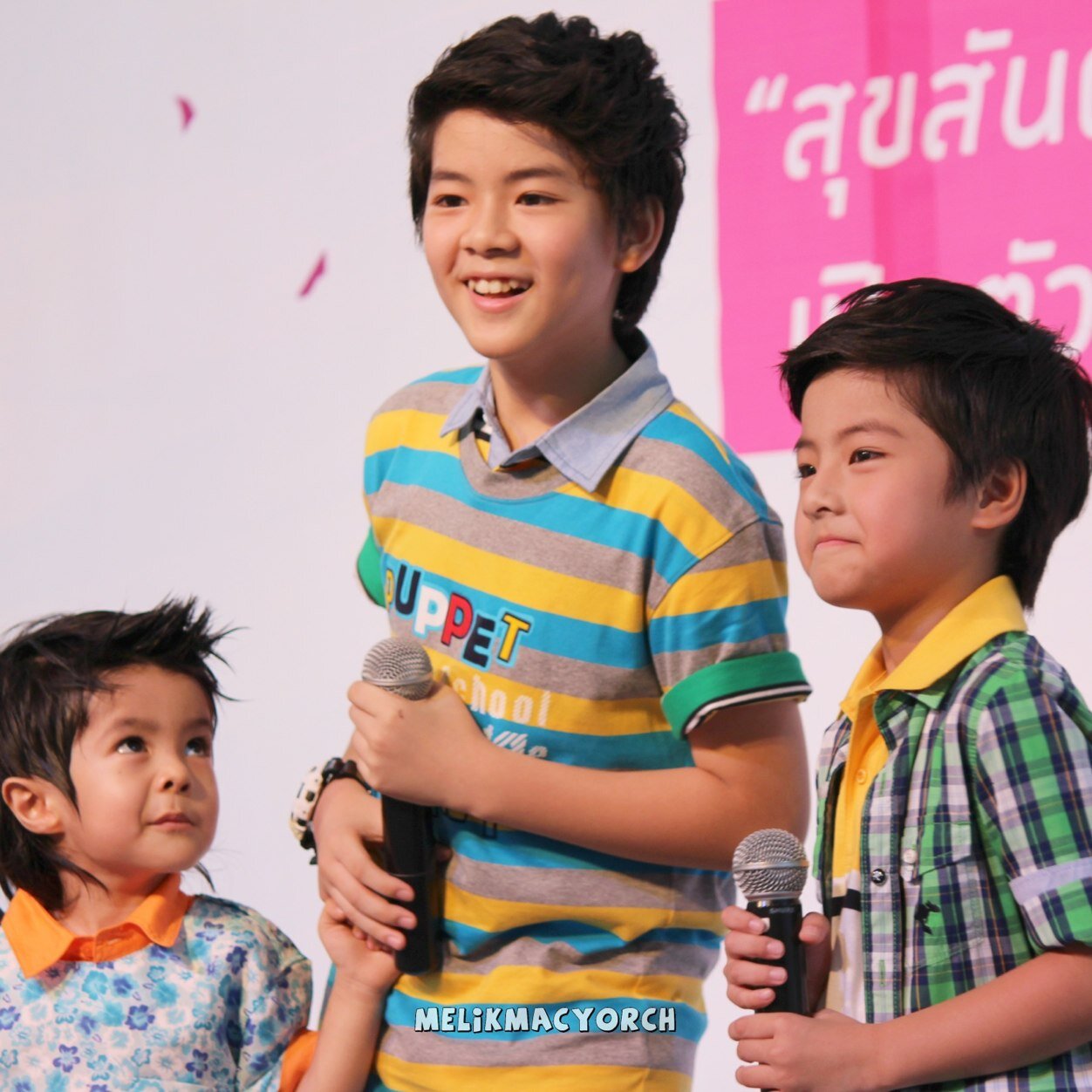แฟนคลับ น้องเมลิค น้องแม็ค น้องยอร์ช (วันเฉลิมจากทองเนื้อเก้า) ,, Instagram & YouTube : melikmacyorch ,, กรุณาอย่าตัดเครดิตออกจากรูปนะคะ ขอบคุณค่ะ ^-^