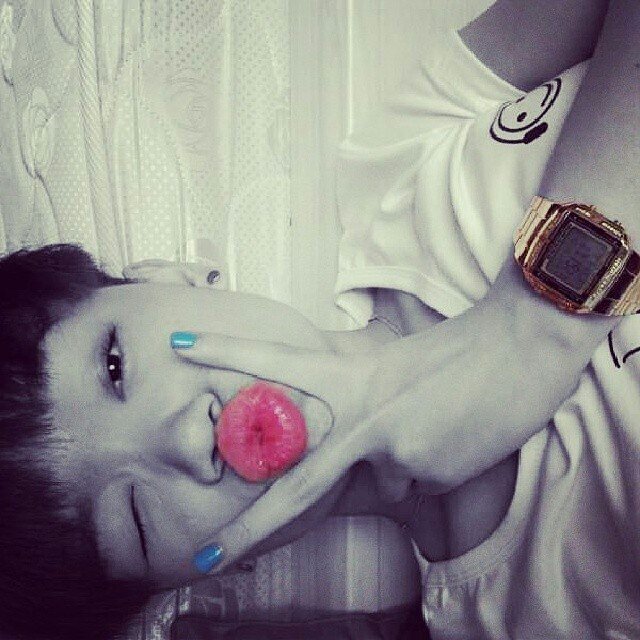 AngelinaLeeKeeN's profile picture. Becomes first stat