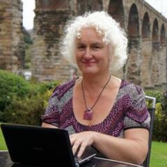 Hi I'm Karen Bryan. Come with me on my art travel around Scotland