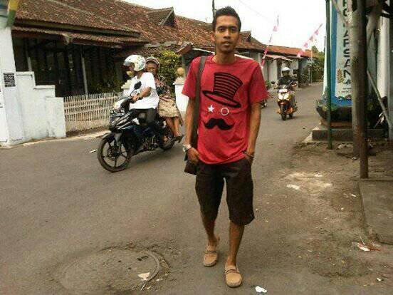 Seseorang yg ingin sukses dunia - akhirat. LINE : herdianfirman | fans Manchester United .