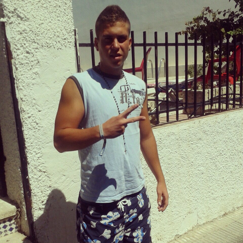 rober665's profile picture. GYM-GYM-GYM