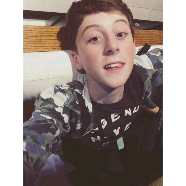 follow my main @frickingdillon