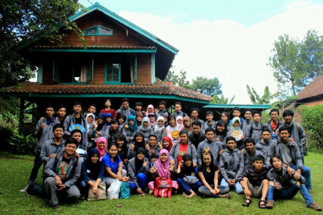 Akun resmi jurusan Pend.Sejarah angkatan 2012 | FPIPS | Universitas Pendidikan Indonesia | Phalguna Darpa Samitra  #ourtime