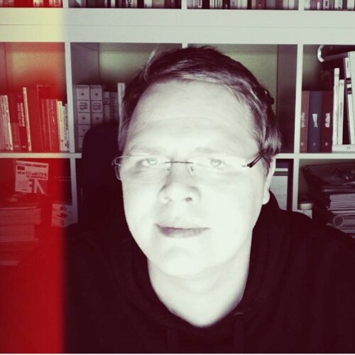 [ eCommerce/CMS Freelancer aus Berlin && web guruism | Lebe & liebe das Internet ]