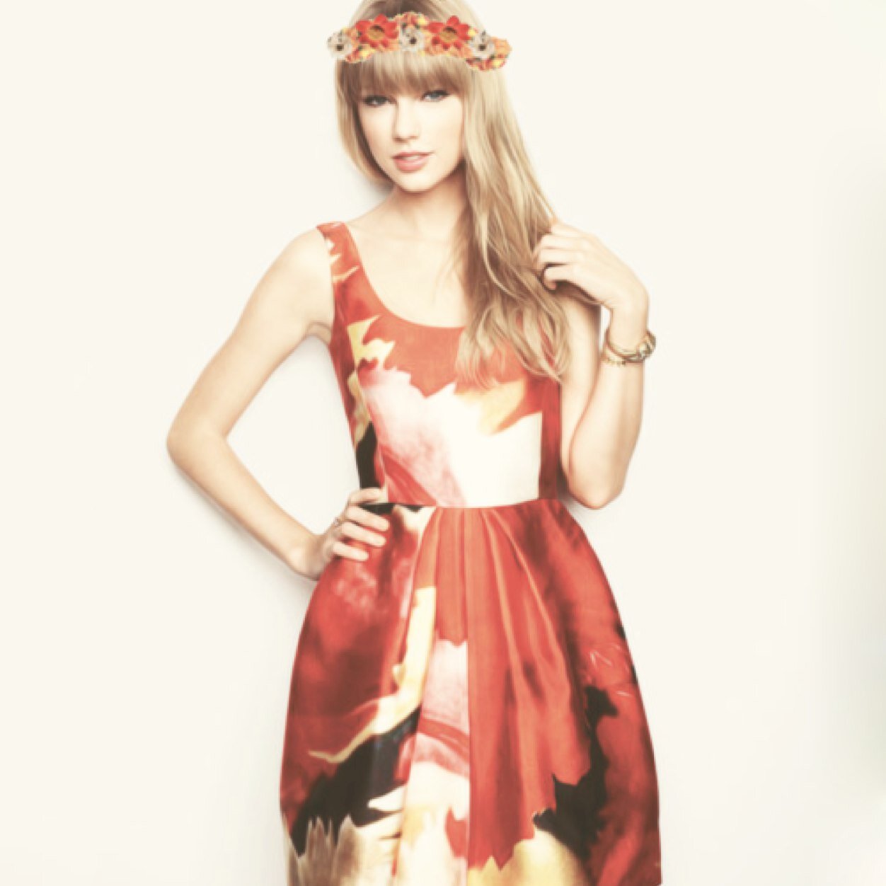 Follow my instagram @taylorswiftlovers_