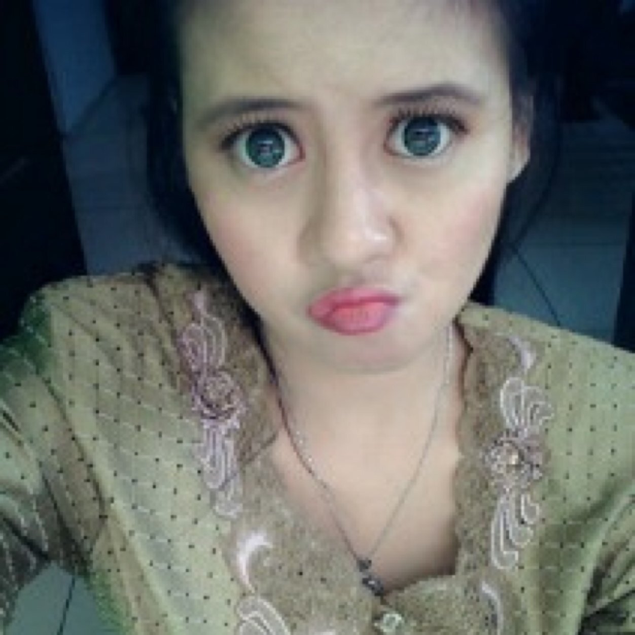 Follow me and follow you ❤*alone tapi santai*❤