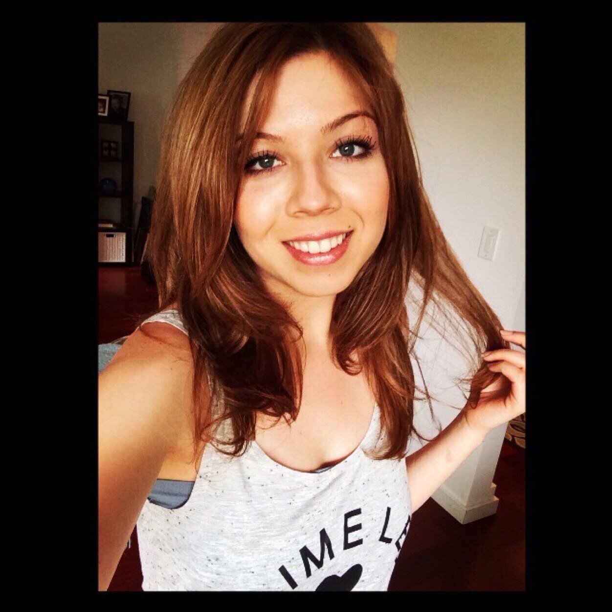 Mccurdian,belieber,arianator. ❤️