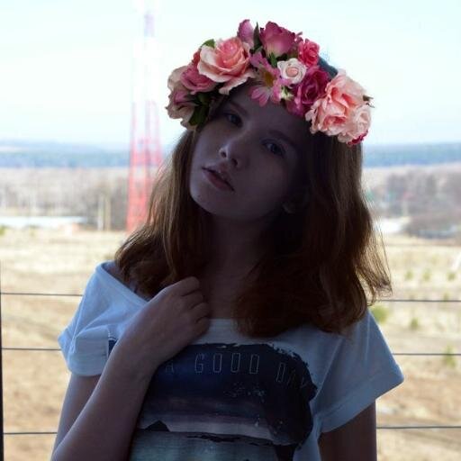 AlexandraLukwir's profile picture. напиши мне и я подпишусь на тебя#взаимофалловинг #FB #читаювзаимно#fallowback