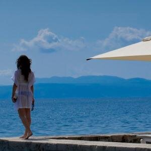 ompreles's profile picture. Επαγγελματικές ομπρέλες με την υπογραφή της Remi Umbrellas. Βιομηχανία κατασκευής διαφημιστικής ομπρέλας σκίασης για καφετέρειες, εστιατόρια και ξενοδοχεία.