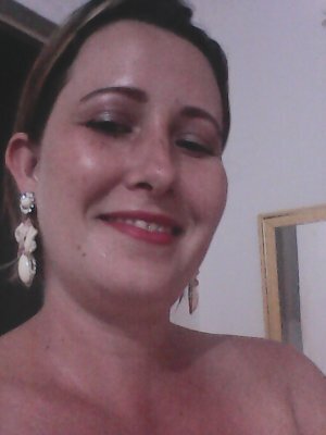 casada....feliz...divertida...e em pazzz!!!!!!! 3