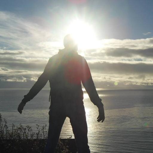 SteKastel's profile picture. 🇮🇹 & 🇪🇺 citizen, globetrotter, music addicted. Working in #communication & EU Affairs. I love my city, Rome.
Views my own. RT≠endorsement