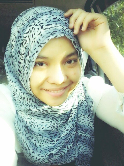 Dindoongs's profile picture. Instagram&askfm: dindoongs. FK USU '12.