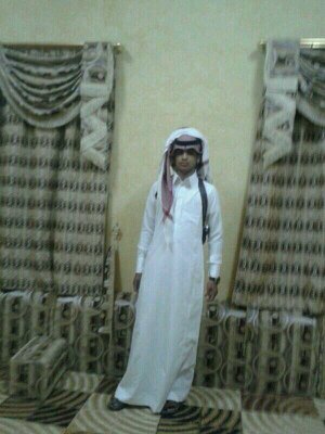 منشد و متذوق لشعر♡