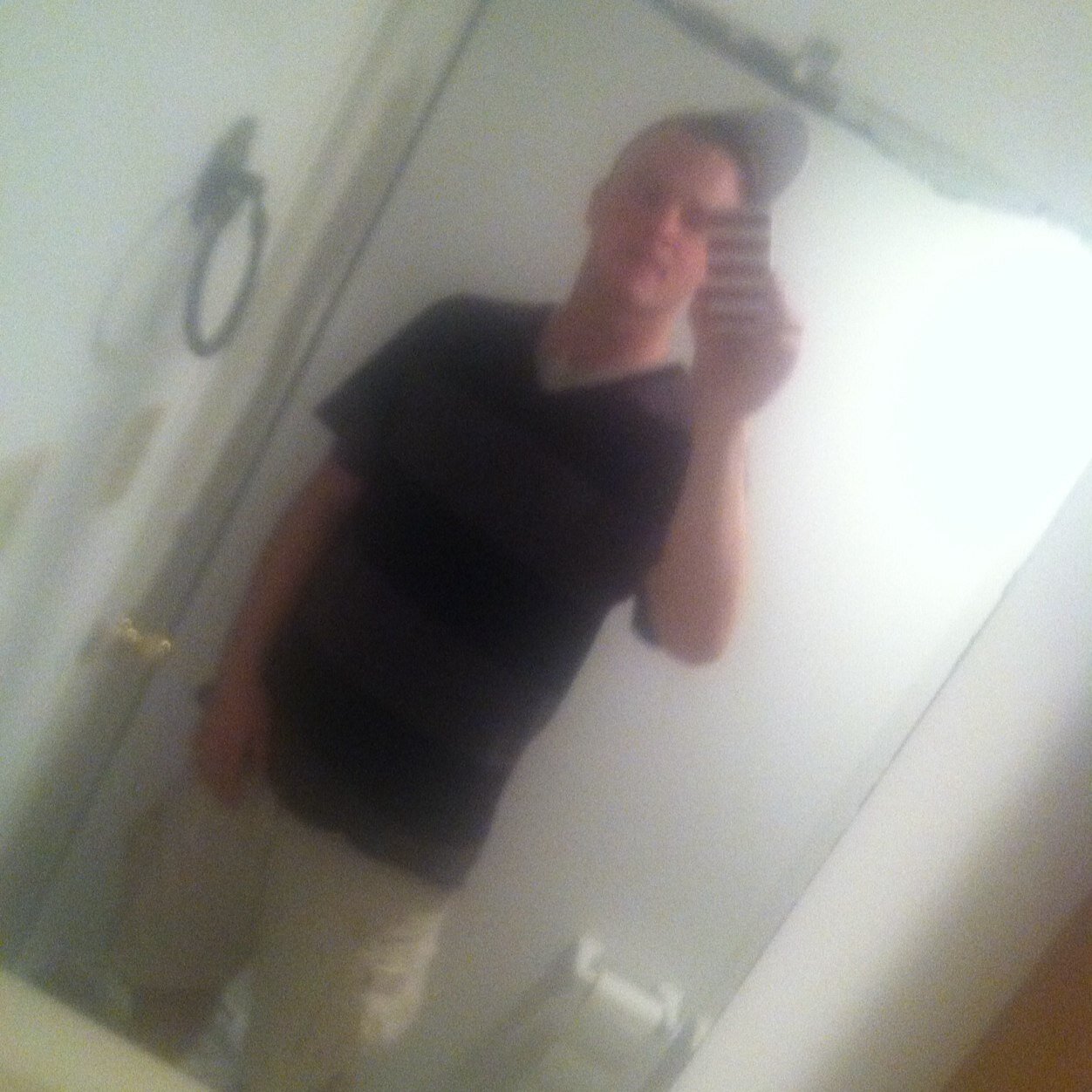 People know me as Cheese Burger! But my name is Ryan. 21 next month!!