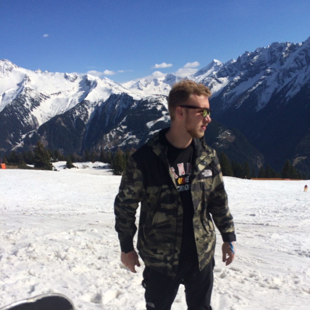 MrPorgie's profile picture. 