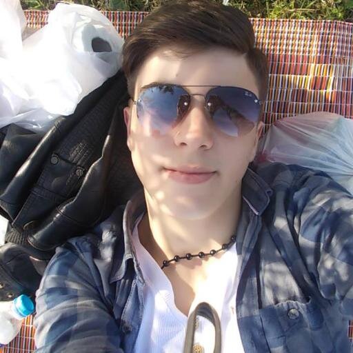 kendimi tanitmama gerek yok tanimak istiosan gel buyur...