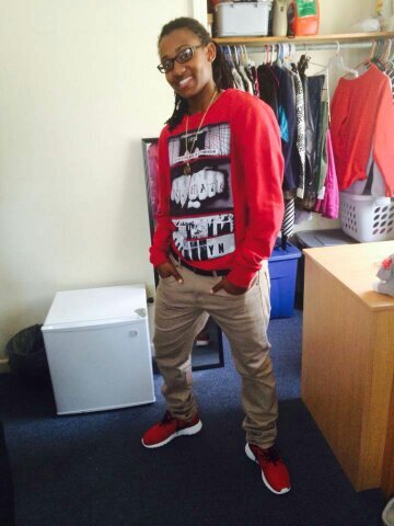 im my own #1 fan ! with one game plan to ball until my knees get weak ! God First ,then family ! just follow me !