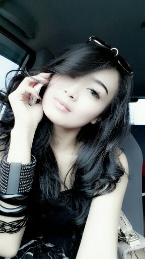 Wika Salim si Goyang Keramas !!! @BintangDangdut !!! contact manager: 085338805555 PIN:75588EC1