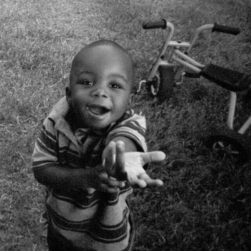 PictureThisProj's profile picture. Nonprofit. Putting cameras into the hands of the homeless to share their stories.