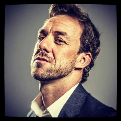 RubenMartinezCF's profile picture. Club de fans de @_rbnmartinez_ / Actor, director y profesor. Vamos, un hombre del Renacimiento. / #Grupo2Homicidios #EliteNetflix