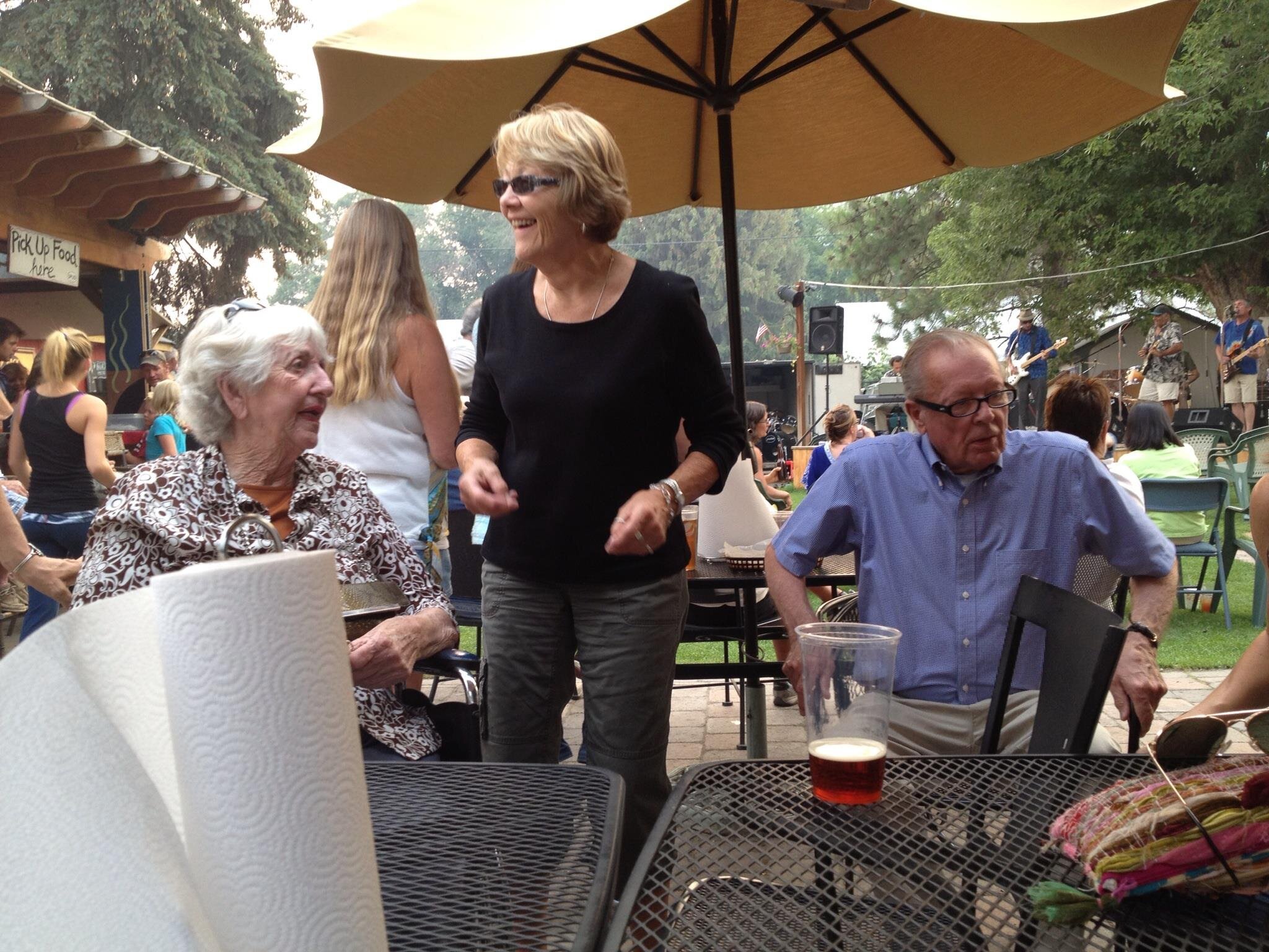 TheConnection8's profile picture. 