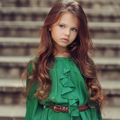 I'm Jessica! I'm kind, and nice, I love to help people. | #TakenBy @AlexFrogTLB He's mine!