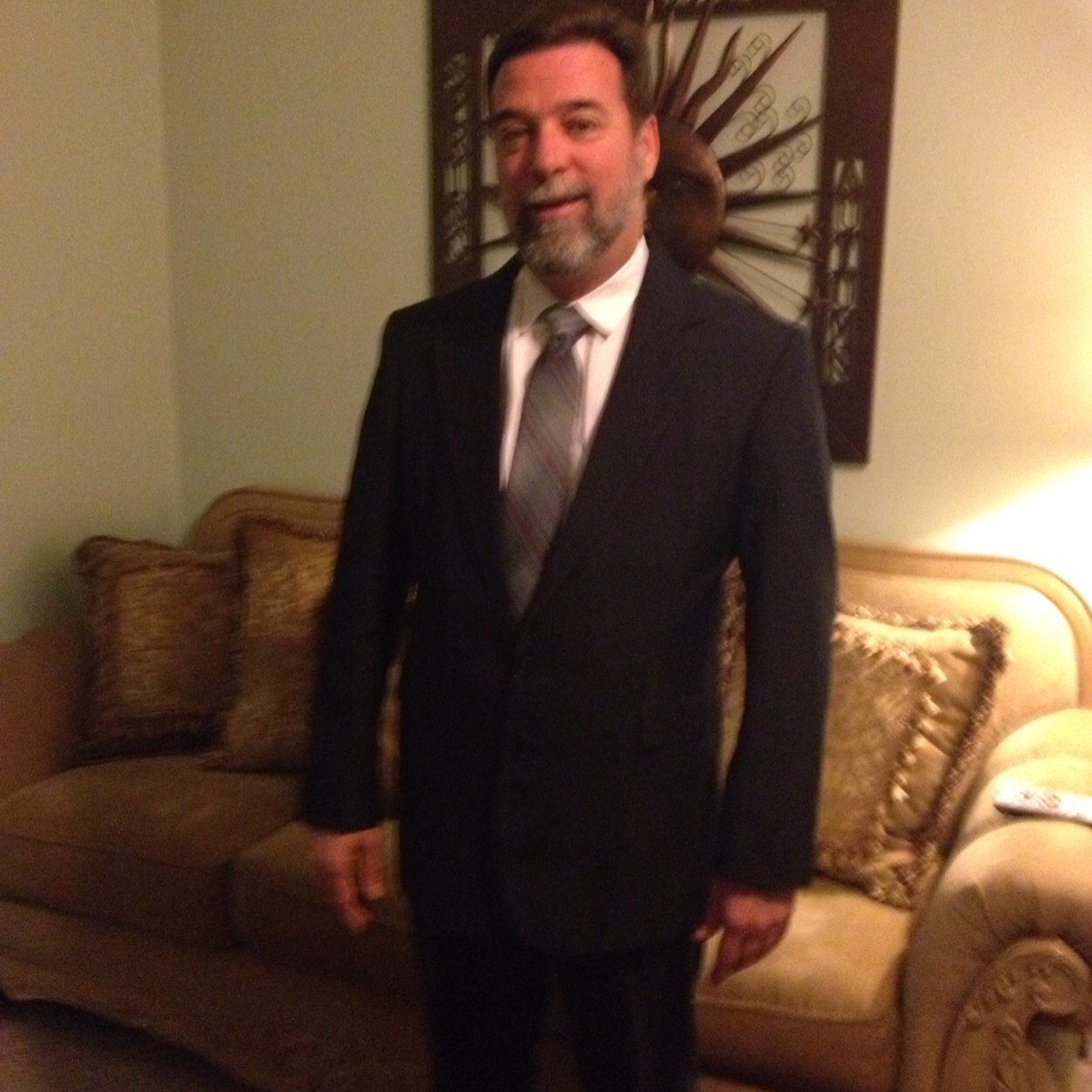 KnivesAndMore1's profile picture. 