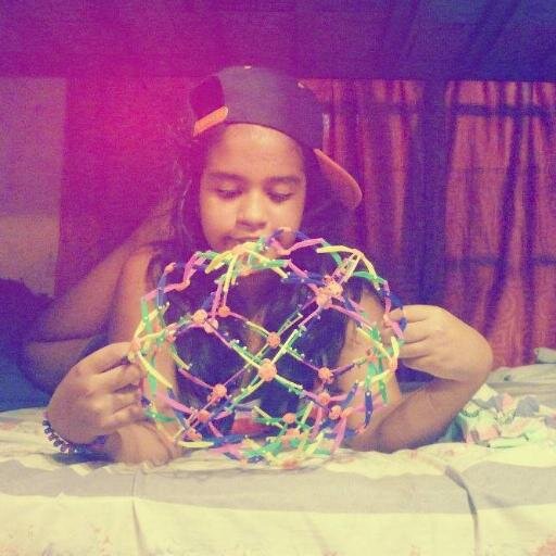 En My World Justin pedía amor. En Believe se enamoró. Y en Music Mondays se le rompió el corazón. ♥My idol Justiin Drew Bieber Mallette♥ *----* ツ