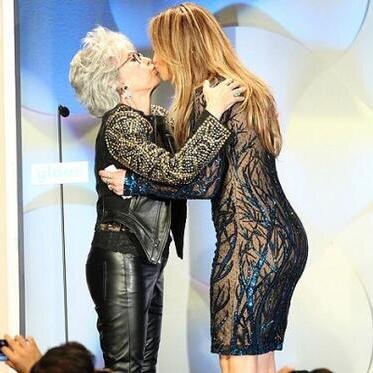 kiss kiss