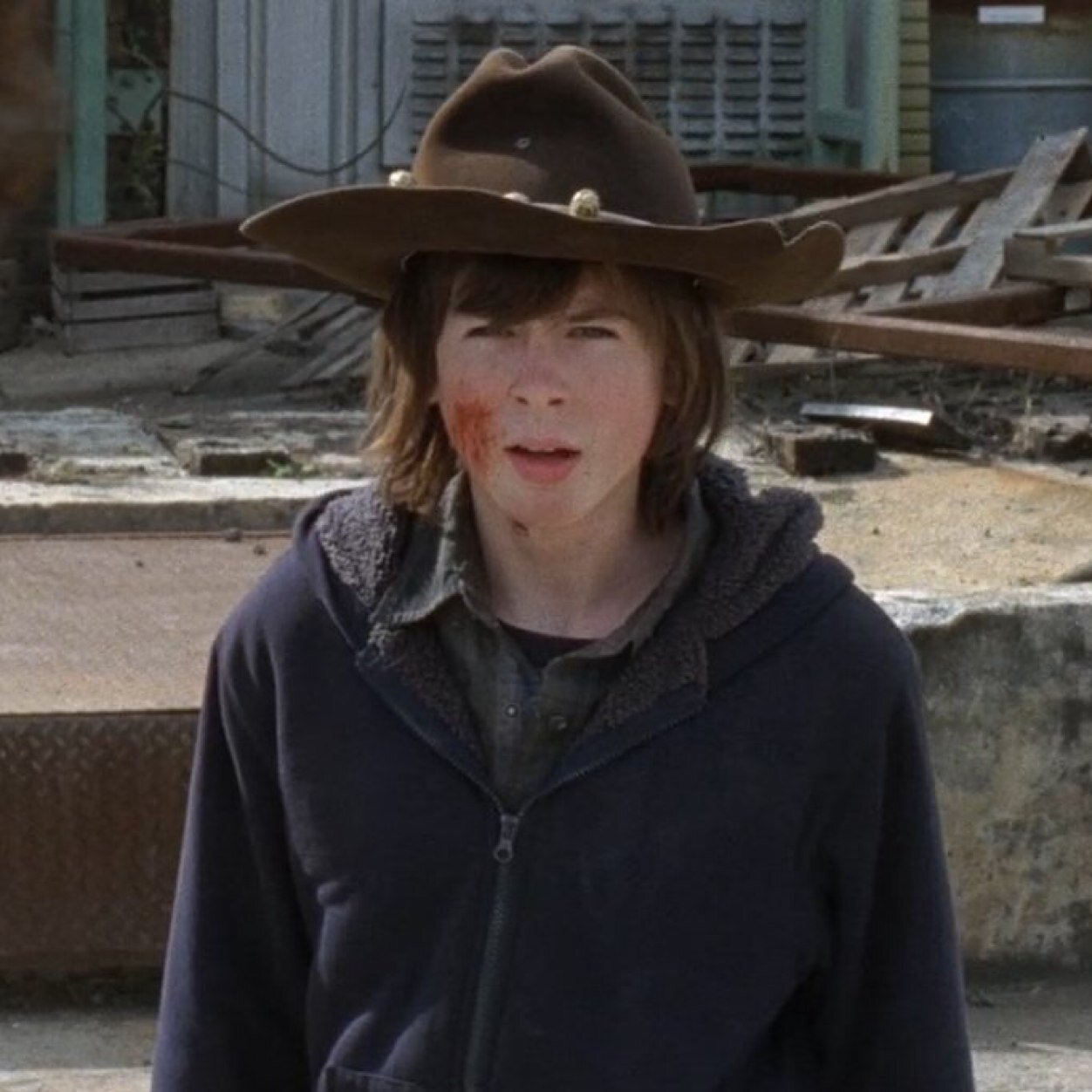 Not a kid anymore it's time to grow up, just me and dad @OfficerRickG_ and my new mom @DeadlyButFun_ my forever and always @His_LittleDuck /TWD/18+/#Taken/
