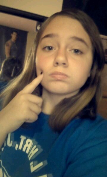 Hi, I'm Cassidy.. I Love Country music.. but i do like some bands.. with the best guy ever!!!