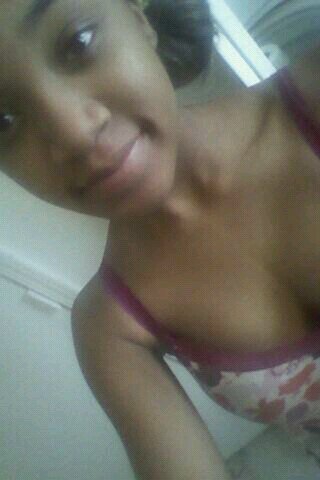 Snapchat me@babygirl0_0