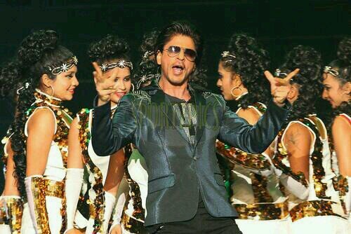 Love Shahrukh alot. He is the best of best. Shahrukh love u, love u, love u :-)