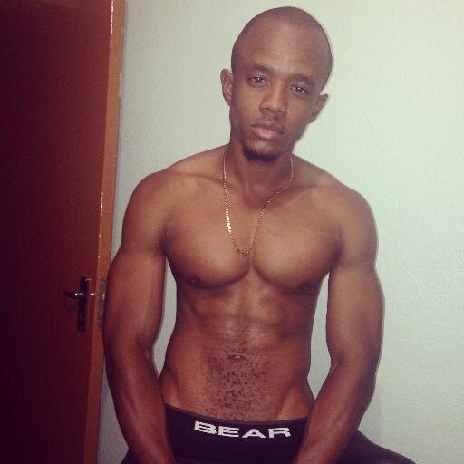 I'm a cool guy,love having fun,i also love lifting weights a alot...IG: mikecass_m
