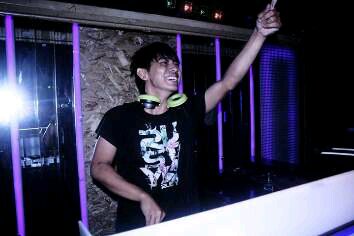 DJ CUA NUGRAHA|