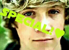 please follow me i follow back right away