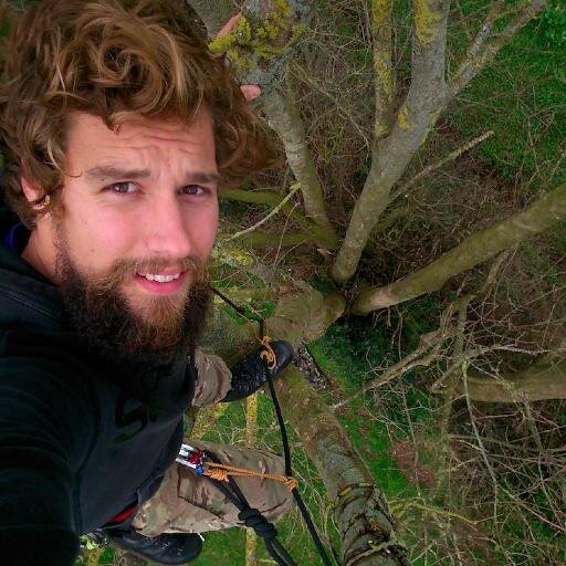 Tree surgeon based in Exeter. Skiier. Climber. Former Royal Marine. It may surprise you to know I'm the outdoorsy type.