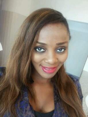 Loves life, loves her God.Life to me's a rose among thorns ; stings sometimes but generally sweet.