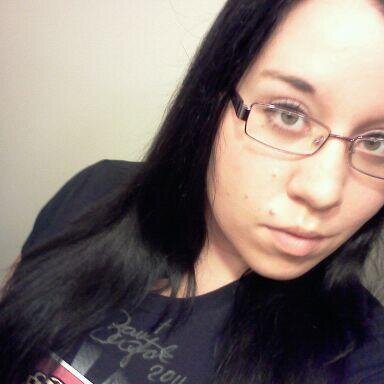 JossyWalden's profile picture. Je viens d'arriver à aimer les pommes et je n'ai pas peur des serpents.