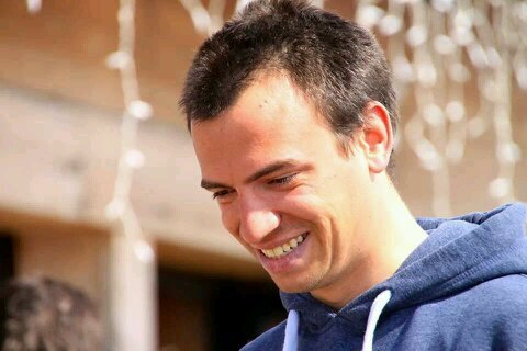 Passion for #socialmedia , #newtechnologies, #poker, #soccer & #fieldhockey